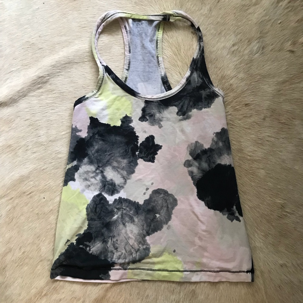 Lululemon workout tank